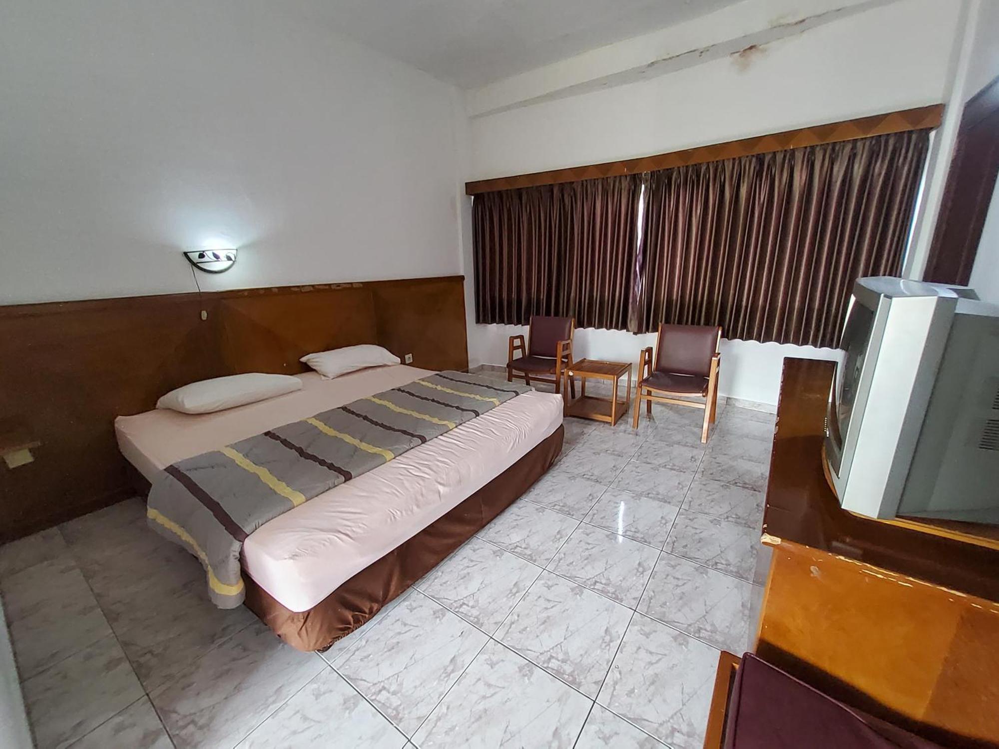 Hotel Kumala Samudra Cikakak Eksteriør bilde